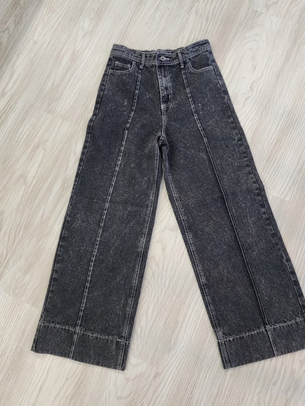 Women's High-Rise Wide-Leg Washed Black Jeans
